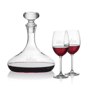 Stratford Decanter & Coleford Wine | https://www.bestnamebadges.com