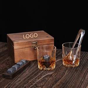 Whiskey Gift Set Glasses With Chilling Rocks