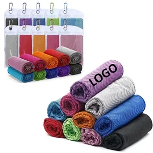Sports Cooling Towel With Carabiner Pouch Packaging