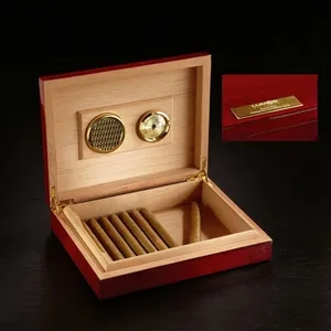 Rosewood Humidor | https://www.bestnamebadges.com