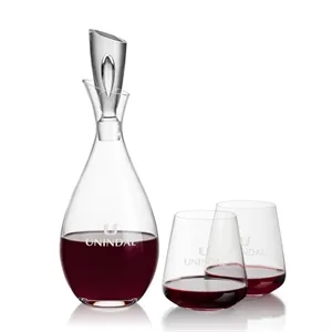 Juliette Decanter & Breckland Stemless Wine | https://www.bestnamebadges.com