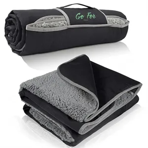 Custom Waterproof Outdoor Sherpa Lining Blanket