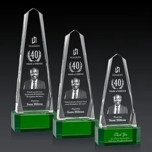 Geneva 3D Award on Base - Green | https://www.bestnamebadges.com