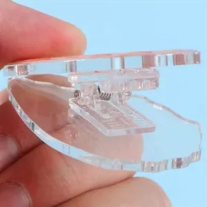 Acrylic clip
