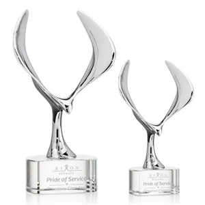 Maverick Eagle Award on Paragon Base - Clear | https://www.bestnamebadges.com
