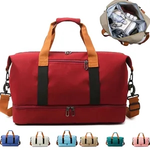 Waterproof Gym Duffle Bag With Wet Compartment | https://www.bestnamebadges.com