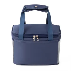 Large-capacity insulated bag