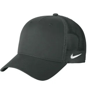 Nike Snapback Mesh Trucker Cap