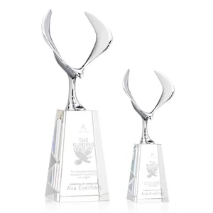 Maverick Eagle Award on Novita Base - Clear
