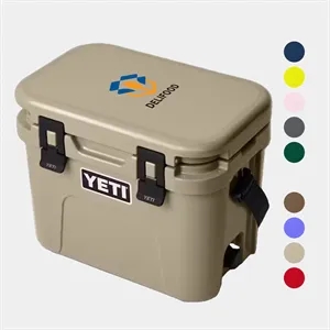 15 QT YETI® Roadie Hard Cooler Ice Chest 16.9" x 14"