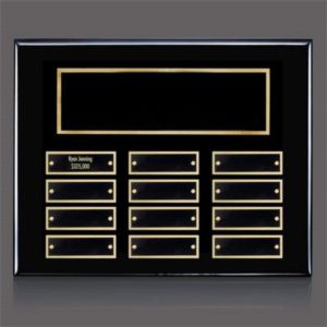 Oakleigh Horiz Pert/Plaque - Black/Gold | https://www.bestnamebadges.com