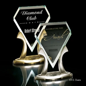 Tiara Award | https://www.bestnamebadges.com