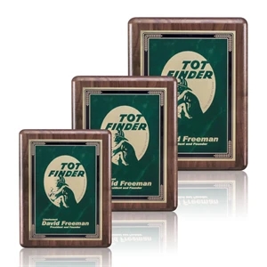 Maitland/Cardinal - Walnut/Green | https://www.bestnamebadges.com