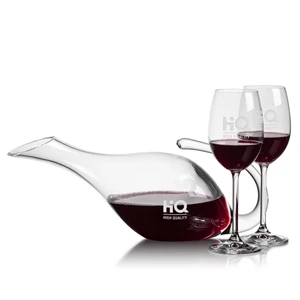 Reyna Carafe & Woodbridge Wine | https://www.bestnamebadges.com