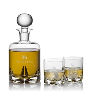 Hillcrest Decanter Set | https://www.bestnamebadges.com